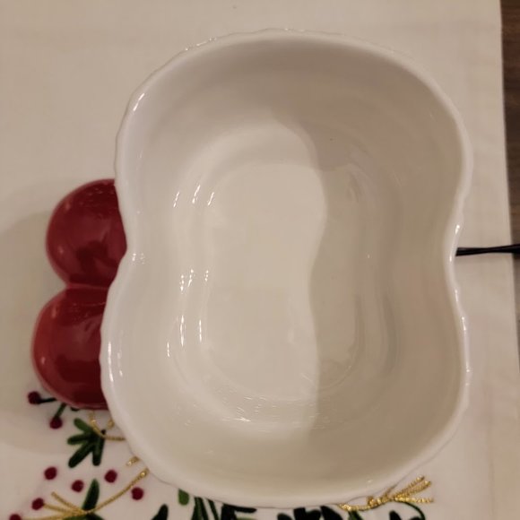 Scentsy Warmer Santa Boots Warmer (Down the Chimney) - Picture 6 of 9